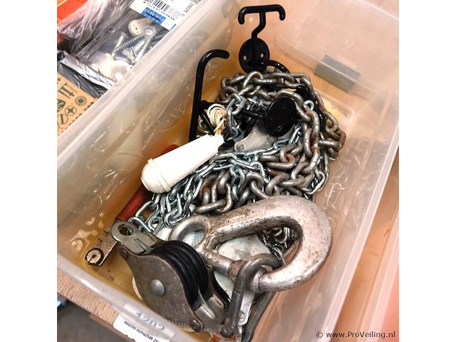 3 opbergboxen met ijzerwaren, gereedschap, e.d. - afbeelding 3 van  5