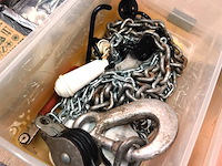 3 opbergboxen met ijzerwaren, gereedschap, e.d. - afbeelding 3 van  5