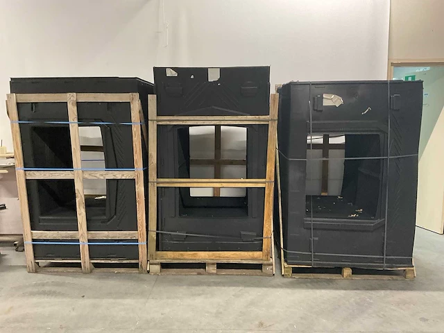 3 pallets gse cassettes t.b.v. zonnepanelen (diverse maten) - afbeelding 1 van  4