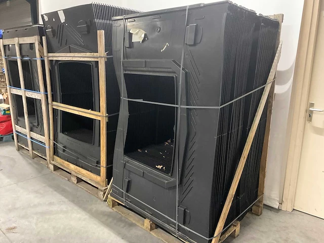 3 pallets gse cassettes t.b.v. zonnepanelen (diverse maten) - afbeelding 4 van  4