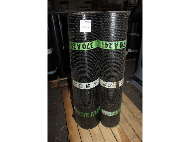 3 rollen bitumen afwerking royalflex 370a24. 3x 6 meter. - afbeelding 2 van  2