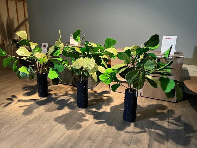 3 vazen met kunsttakken - afbeelding 3 van  8