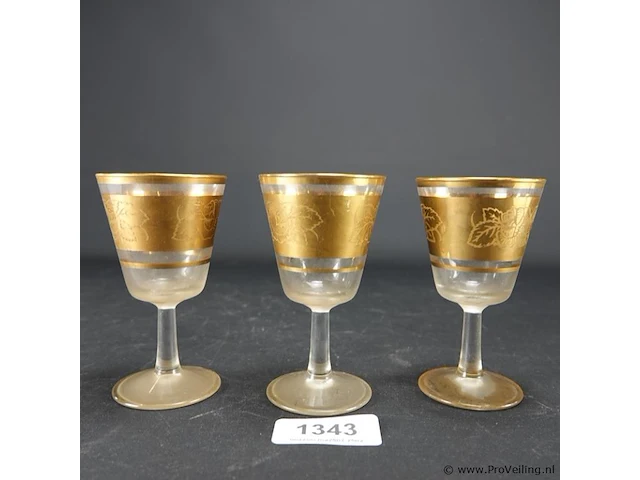 3 vintage glaasjes - afbeelding 2 van  5