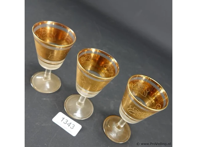3 vintage glaasjes - afbeelding 3 van  5