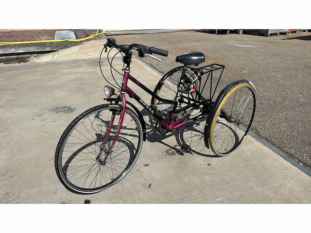 3-wieler fiets - afbeelding 1 van  4