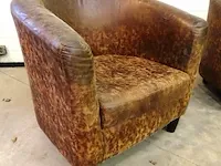 3 zachtlederen fauteuils op houten poten - afbeelding 4 van  5
