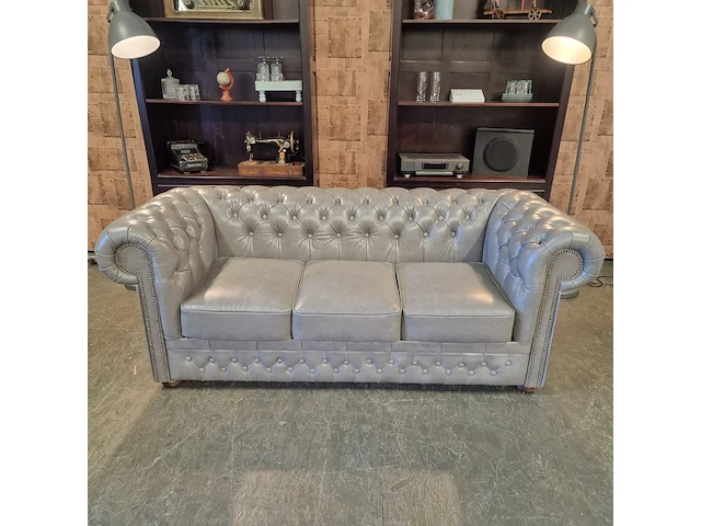 3-zits bank chesterfield, basic luxe , grijs - afbeelding 2 van  6