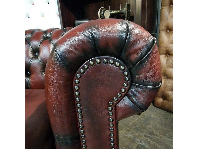 3-zits bank chesterfield, brighton, rood - afbeelding 2 van  5