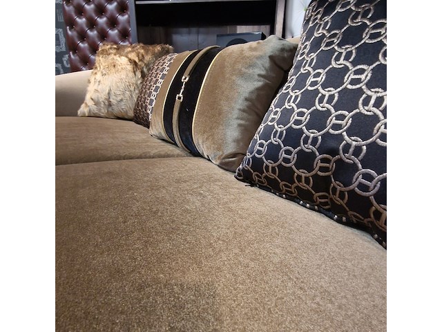 3-zits bank chesterfield, cessnock, bruin - afbeelding 4 van  4