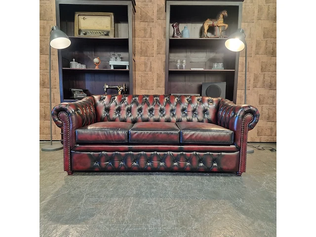 3-zits bank chesterfield, melbourne , rood - afbeelding 1 van  6