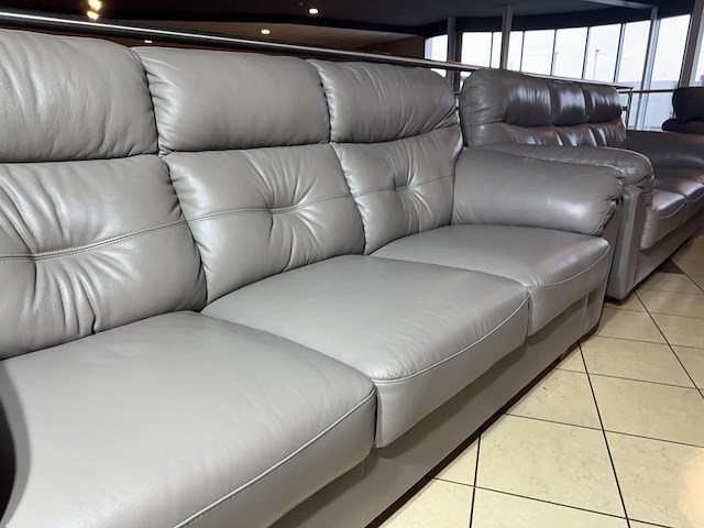 3-zits bank, grijs leer, houten poten - afbeelding 4 van  4