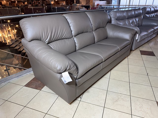 3-zits bank, taupe leer, houten poten - afbeelding 1 van  4