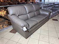 3-zits bank, taupe leer, houten poten - afbeelding 1 van  4