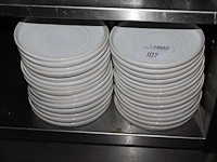 30 borden met doorsnede 22 cm. - afbeelding 3 van  3