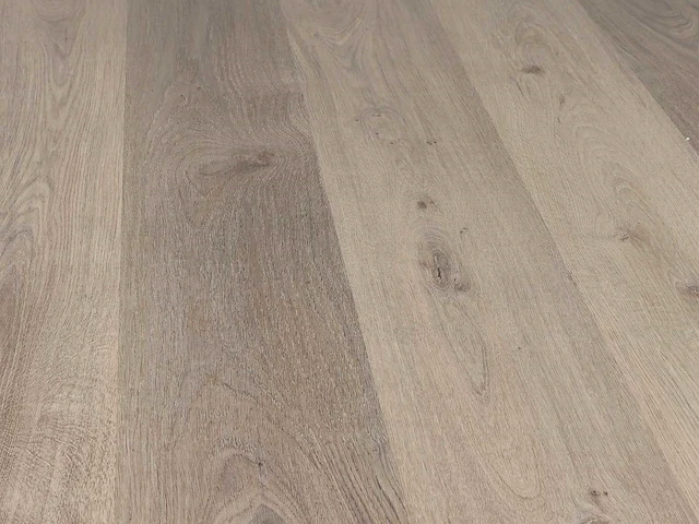 30 m2 pvc click plank op hdf met filt onderlaag - 1222 x 182 x 9 mm - afbeelding 1 van  4