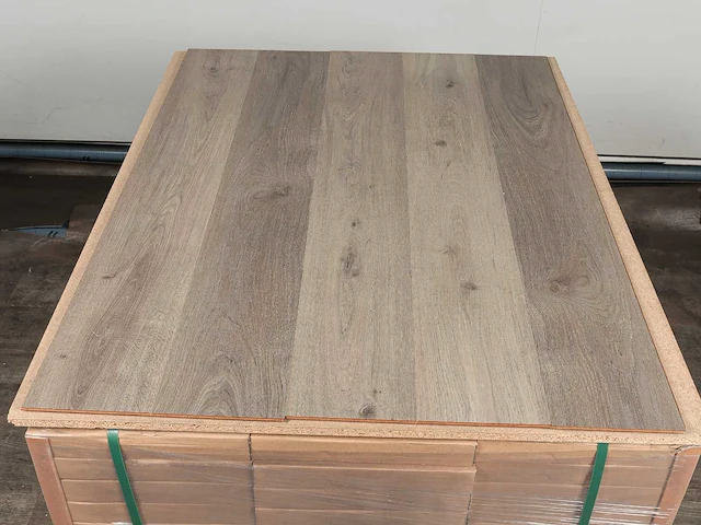 30 m2 pvc click plank op hdf met filt onderlaag - 1222 x 182 x 9 mm - afbeelding 3 van  4