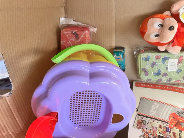 30 stuks speelgoed nieuw en retour uit verkoop - afbeelding 3 van  9