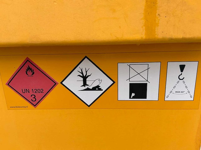 3000l brandstoftank - afbeelding 11 van  19