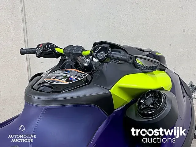 300pk nieuw sea-doo waterscooter - afbeelding 8 van  27