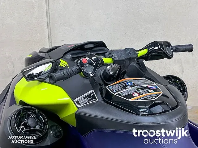 300pk nieuw sea-doo waterscooter - afbeelding 14 van  27
