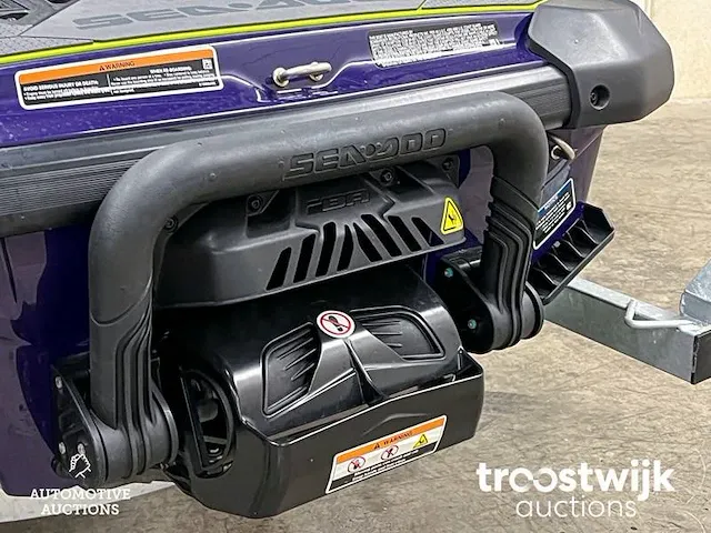 300pk nieuw sea-doo waterscooter - afbeelding 20 van  27