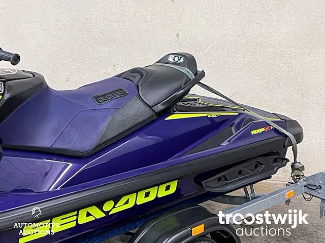 300pk nieuw sea-doo waterscooter - afbeelding 23 van  27