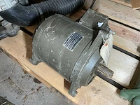 30v 300amp starter - afbeelding 2 van  5
