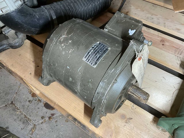 30v 300amp starter - afbeelding 2 van  5