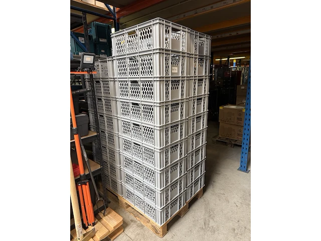 30x stapelbak 60x40x8,5 cm transoplast - afbeelding 1 van  6