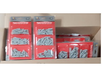 31 doos vol pakken met 100 pluggen div. maten