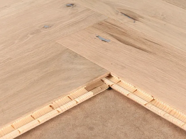 31 m2 multiplank visgraat eiken parket - 660 x 110 x 14 mm - afbeelding 2 van  4