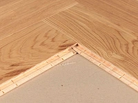 31 m2 parket eiken visgraat mutliplank - 660 x 110 x 14 mm - afbeelding 2 van  4