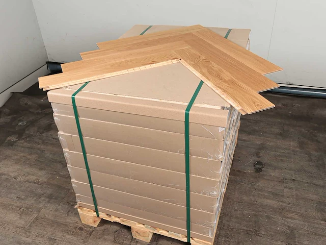 31 m2 parket eiken visgraat mutliplank - 660 x 110 x 14 mm - afbeelding 4 van  4