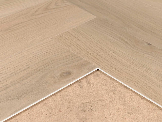 31 m2 pvc spc click visgraat - 750 x 150 x 6,5 mm - afbeelding 2 van  3