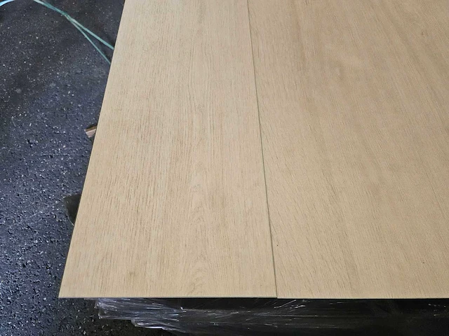32 m2 laminaat plank xl - 2003 x 243 x 9 mm - afbeelding 2 van  3