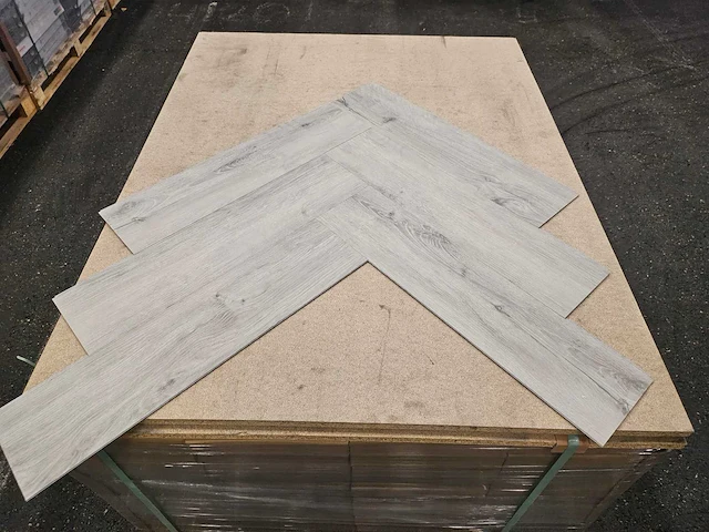 32 m2 pvc spc click visgraat met xps onderlaag - 610 x 150 x 4 mm - afbeelding 3 van  3