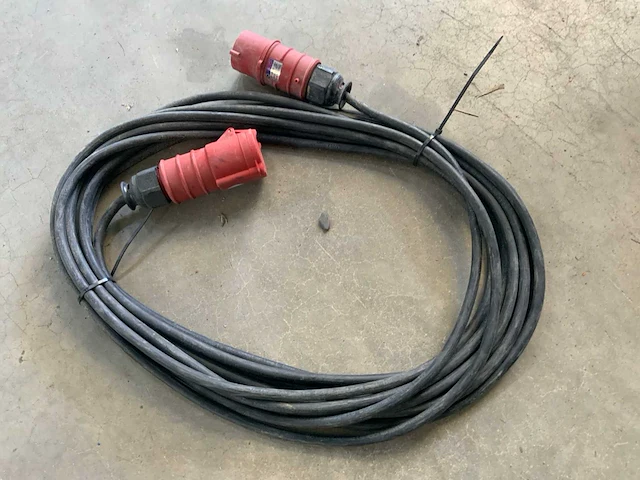 32a krachtstroom kabel - afbeelding 1 van  1