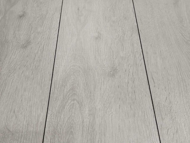 33 m2 laminaat plank - 1285 x 192 x 8 mm - afbeelding 1 van  3