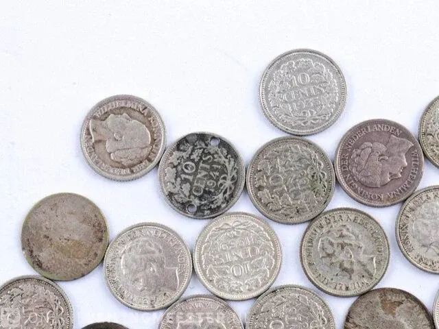 33 zilveren munten koningin wilhelmina - afbeelding 3 van  10