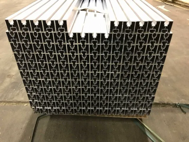 3,30m solar montagerails (150x) - afbeelding 4 van  4