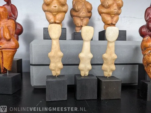 33x replica art o.a. venus - afbeelding 15 van  17