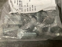 3/4-10x1.3/4” bolts (17x) - afbeelding 1 van  2