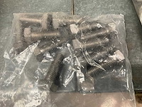3/4-10x2” bolts (11x) - afbeelding 1 van  2