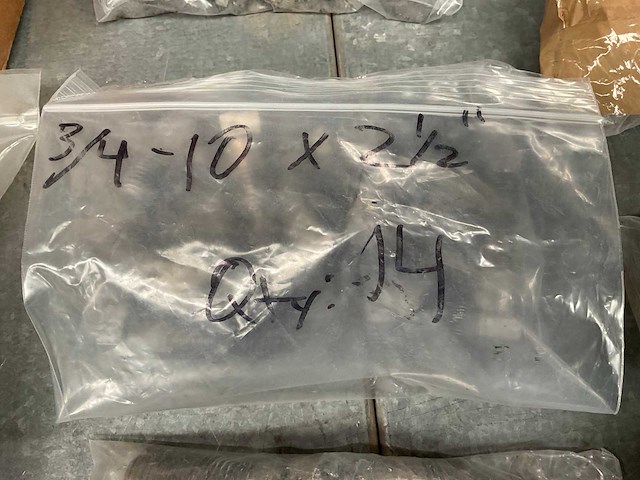 3/4-10x2” bolts (14x) - afbeelding 2 van  2