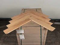 34 m2 parket eiken visgraat mutliplank - 660 x 110 x 14 mm - afbeelding 3 van  4