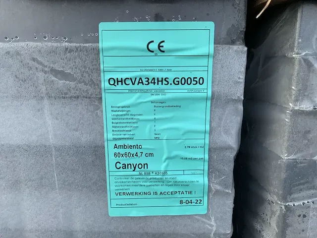 35 pallets canyon beton tegels (352,8 m2) - afbeelding 3 van  3