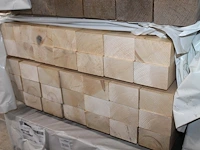 35 vurenhouten geschaafde balken 95 x 145 mm en lengte 300 cm (1,446 m3). let op! kavel is onderdeel van co... onderdeel van combinatiekavel combinatiekavel van kavels b238 t/m b244 zijnde 234 vurenhouten geschaafde balken 95 x 145 mm en lengte 300 cm (1,446 m3). - afbeelding 2 van  3