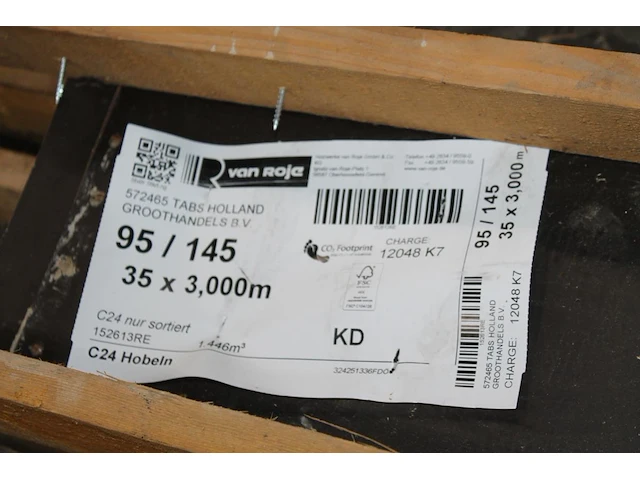 35 vurenhouten geschaafde balken 95 x 145 mm en lengte 300 cm (1,446 m3). let op! kavel is onderdeel van co... onderdeel van combinatiekavel combinatiekavel van kavels b238 t/m b244 zijnde 234 vurenhouten geschaafde balken 95 x 145 mm en lengte 300 cm (1,446 m3). - afbeelding 3 van  3