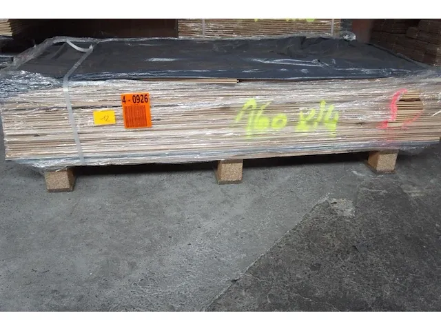 35,20 m² massief eiken parket - afbeelding 1 van  1