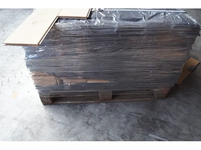 35,70 m² massief eiken parket - afbeelding 3 van  5